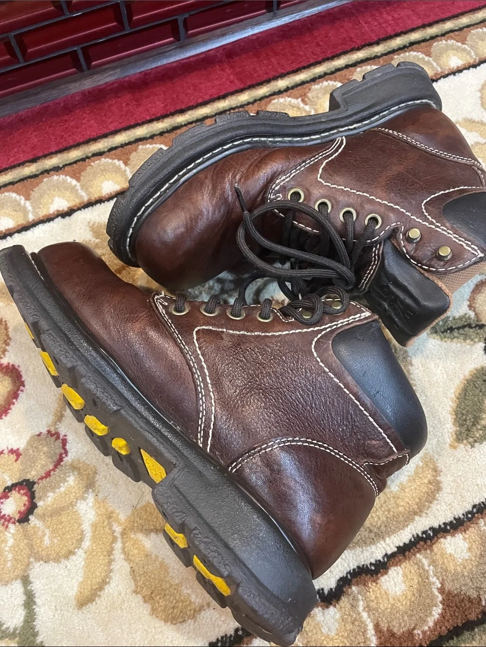Workin’Sport sturdy brown